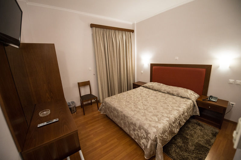 Hotel Olympos Pírgos Esterno foto